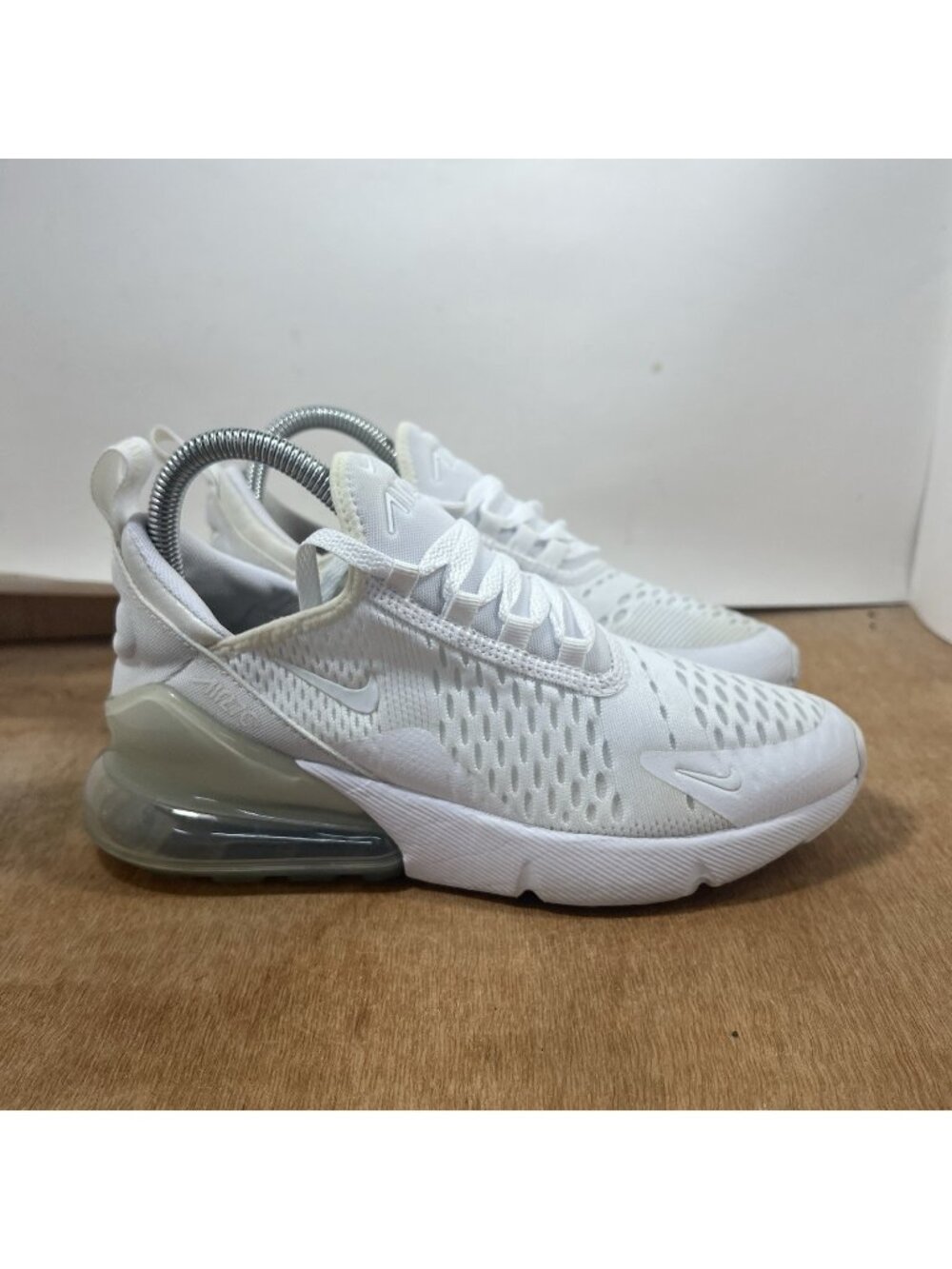 Nike Air Max 270 White Metallic Silver Women Size 6 Shoes 943345-103
